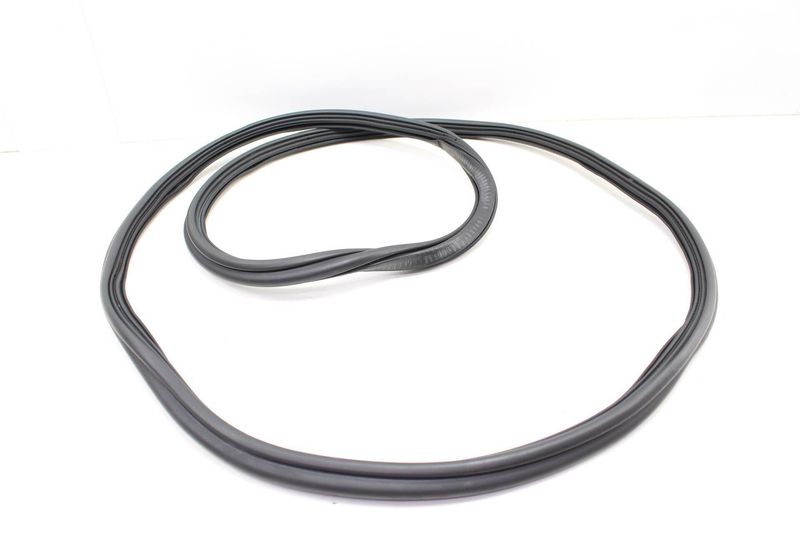 Inner Door Seal / Weather Stripping 8K5833721E — Used (SKU 153135)