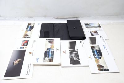 2015 Owners Manual (MACAN)