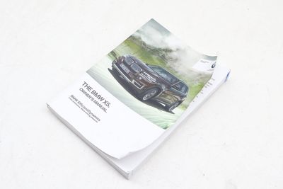 2017 OWNERS MANUAL (F15) 2977569