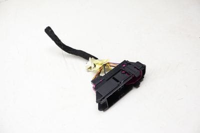 25-PIN Wiring Harness Connector / Pigtail 7P0937722