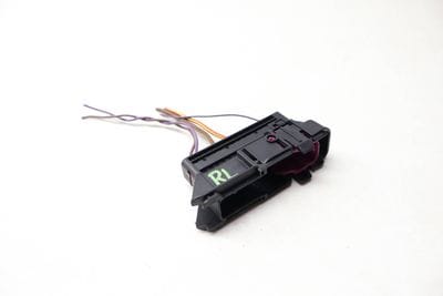 28-PIN Wiring Harness Connector / Pigtail 1K0937722D