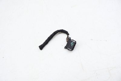 4-PIN WIRING HARNESS CONNECTOR / PIGTAIL 4D0972704