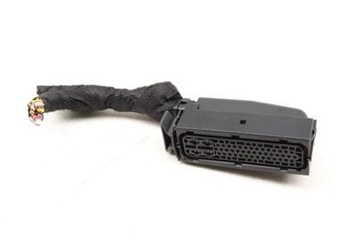 47-PIN Wiring Harness Connector / Pigtail 7M3973373