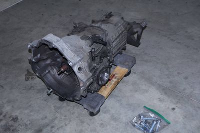 5-SPEED MANUAL RWD TRANSMISSION (GAL) 012300062G