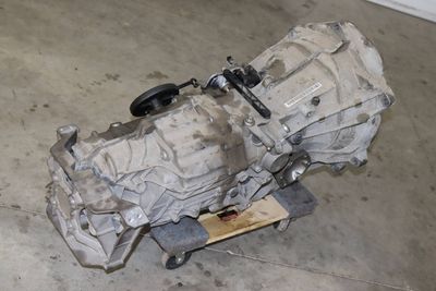 6-SPEED MANUAL RWD TRANSMISSION / GEARBOX