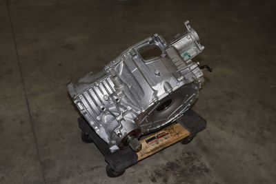 8-SPEED AUTOMATIC TRANSMISSION HOUSING (8HP65AX)