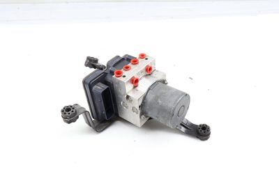 ABS PUMP / MODULE UNIT w/ BRACKET 6856841