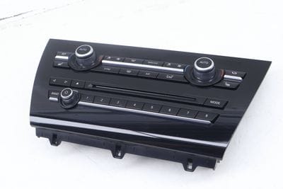 AC Climate Control / Stereo / Radio Unit 64116831943