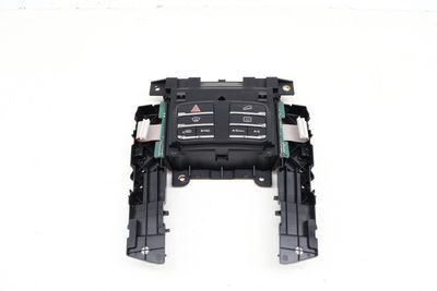 AC CLIMATE CONTROL / TEMP SWITCH UNIT 7P5907040CC