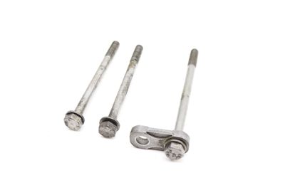 AC COMPRESSOR SCREW / BOLT SET (3)