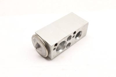 AC Expansion Valve 64116845415