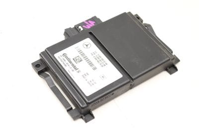 Adaptive Cruise / Distance Radar Control Module 0009000106