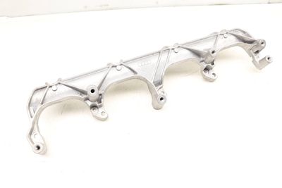 AIR DISTRIBUTION HOUSING MOUNT BRACKET 079133340G