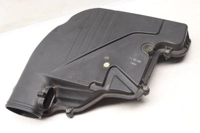 Air Intake Filter Housing / Box (UPPER) 13717601905