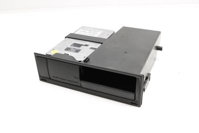 AMI / MUSIC INTERFACE MODULE w/ HOUSING 4E0035785F