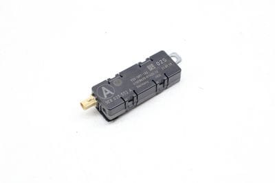 Antenna Booster 3C8035552A