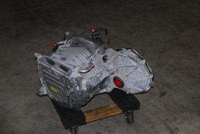 AUTOMATIC RWD E-TRANSMISSION / GEARBOX 8609127