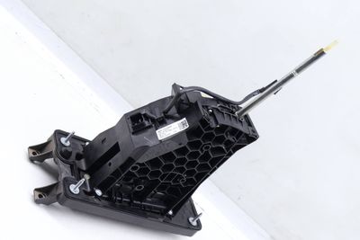 AUTOMATIC SHIFT / SHIFTER ASSEMBLY 3QF713025D