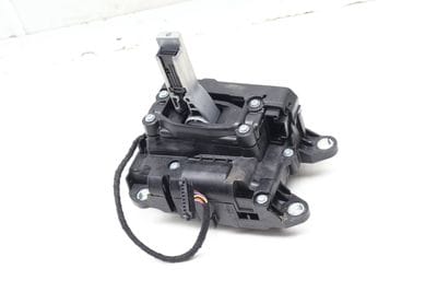 Automatic Shift / Shifter Assembly 8W1713041M