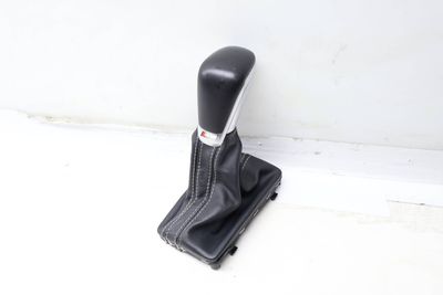 AUTOMATIC SHIFTER KNOB w/ BOOT 4G1713139AD