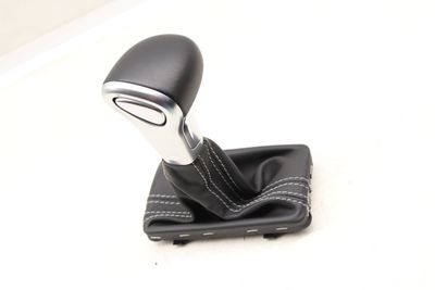 AUTOMATIC SHIFTER KNOB w/ BOOT 4G1713139M
