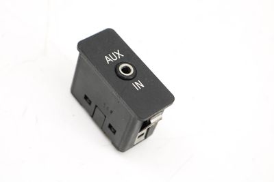 AUX-IN Socket / Port 84106930561