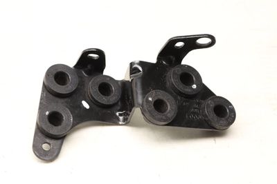 AUXILIARY COOLANT / WATER PUMP BRACKET 80A121305A