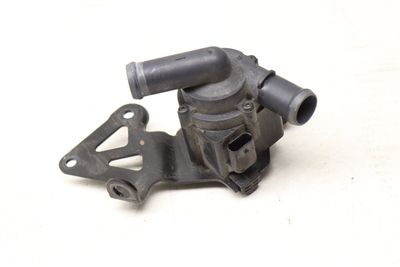 AUXILIARY COOLANT / WATER PUMP w/ BRACKET 079965561