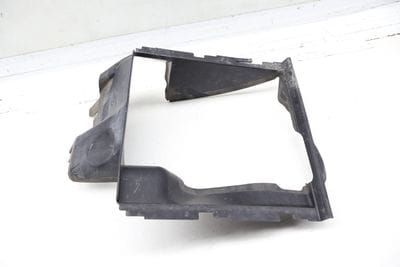 Auxiliary Radiator Air Duct / Guide 4L0117335F