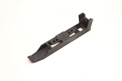 AUXILIARY RADIATOR BRACKET / MOUNT 7P0121077