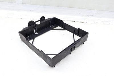 Auxiliary Radiator Cover / Bracket 17117572543