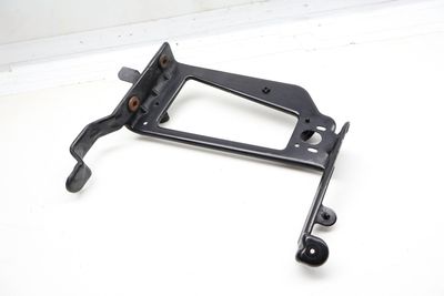 Auxiliary Radiator Mount / Bracket 4M0121262Q