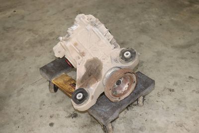 AXLE DIFFERENTIAL / DIFF HK834A213GB