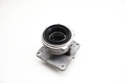 Axle Support Bracket / Flange 8699442
