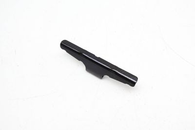 BATTERY COVER PANEL / BRACKET 8W0915749