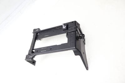 BATTERY MOUNT / BRACKET 1EA915345A