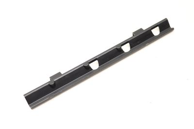 BATTERY STOP CHANNEL / BRACKET 8W0801915