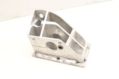 BATTERY TRAY MOUNT / BRACKET