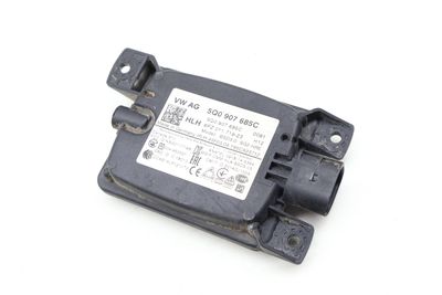 BLIND SPOT DETECTION CONTROL MODULE (SLAVE) 5Q0907685C