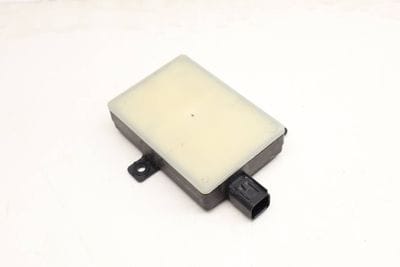 Blind Spot Detection Sensor / Module J9C314F152AJ