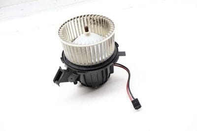 Blower Motor / Fan 8T1820021