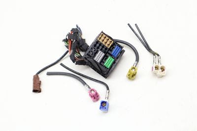 Bluetooth / SD / CD Control Unit Wiring Connector Set