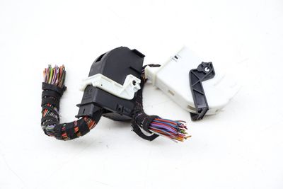 BODY CONTROL MODULE / BCM WIRING CONNECTOR / PIGTAIL