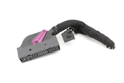 BOSE AMPLIFIER / AMP WIRING HARNESS CONNECTOR / PIGTAIL