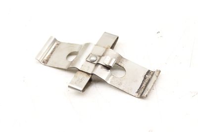 BRAKE CALIPER RETAINING CLIP / BRACKET 7L6698269B