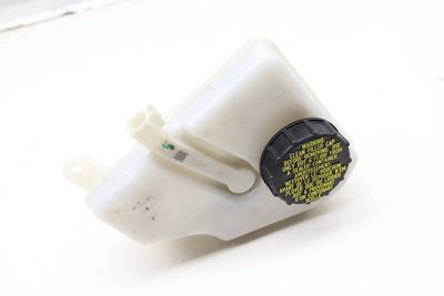 BRAKE FLUID RESERVOIR / TANK LR126007