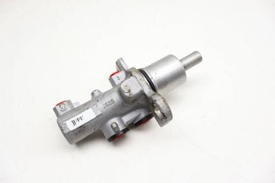 Brake Master Cylinder 3D0611021