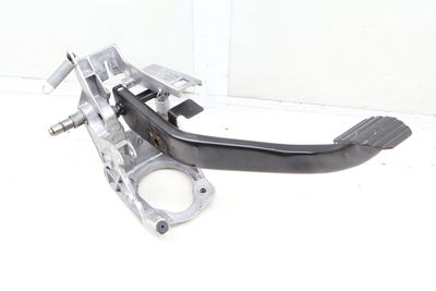 BRAKE PEDAL ASSEMBLY 6778977