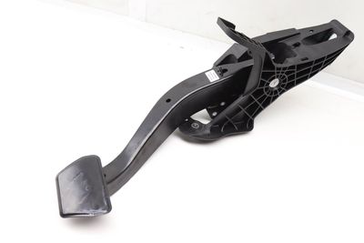 BRAKE PEDAL ASSEMBLY 6873114