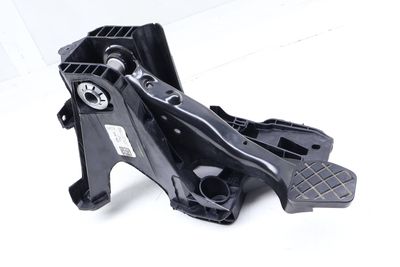 BRAKE PEDAL ASSEMBLY 5QM721058AD